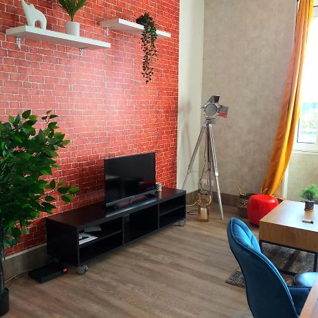 La Tour De Beurre- Appartement Lumineux Et Spacieux Bourges Esterno foto